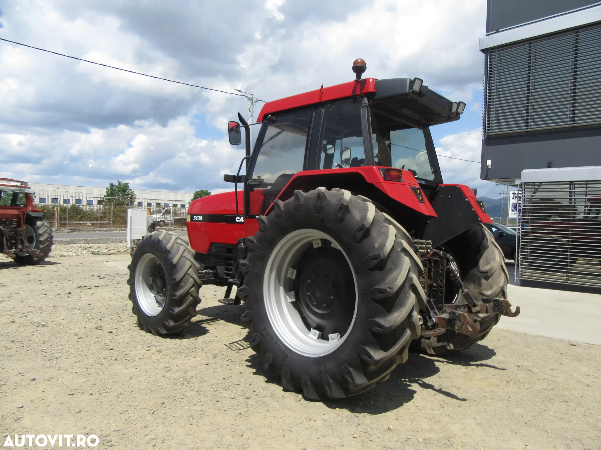 Case IH 5130 - 9