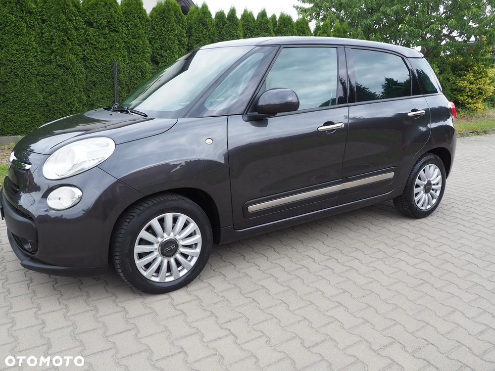 Fiat 500L 1.4 16V Urban Edition - 3