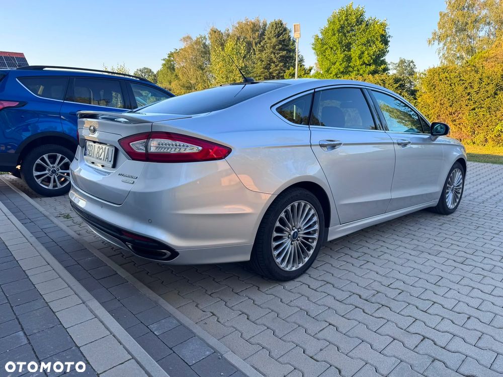 Ford Fusion 2.0 EcoBoost Titanium - 4