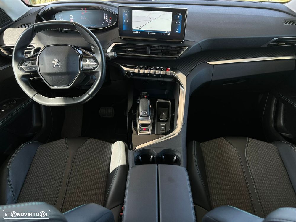 Peugeot 3008 1.2 PureTech Allure Pack EAT8 - 8