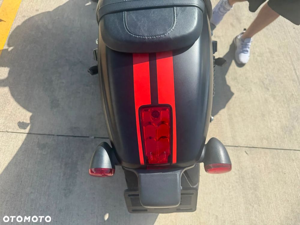 Harley-Davidson V-Rod Night Rod - 14
