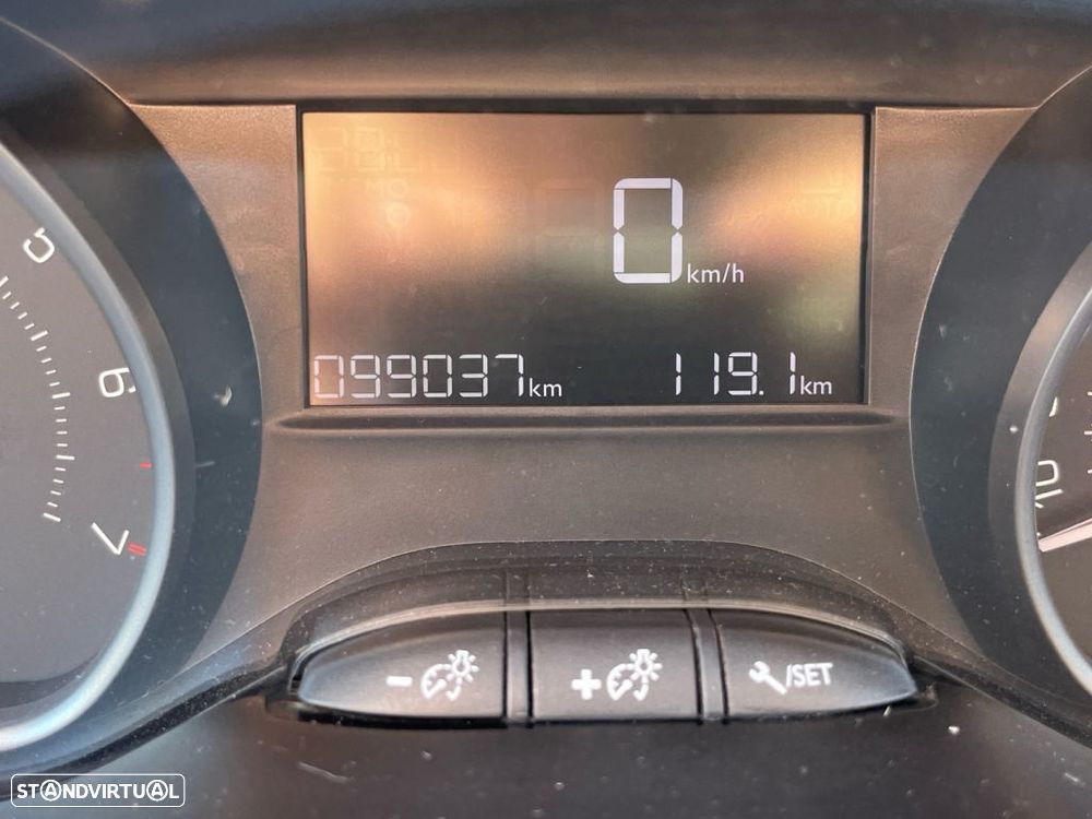 Peugeot 208 1.2 PureTech Access - 3