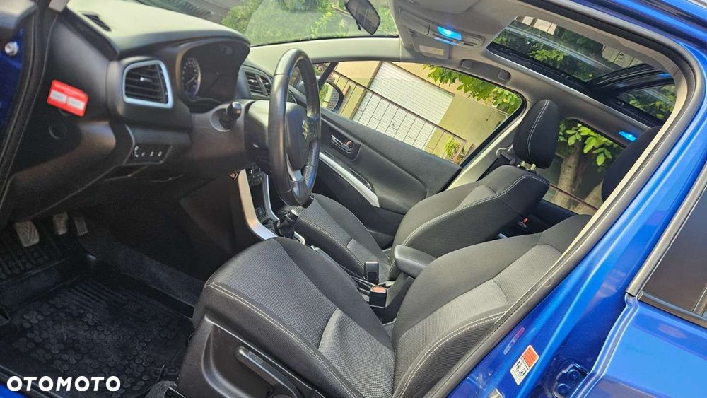 Suzuki SX4 S-Cross 1.6 DDiS Premium - 10