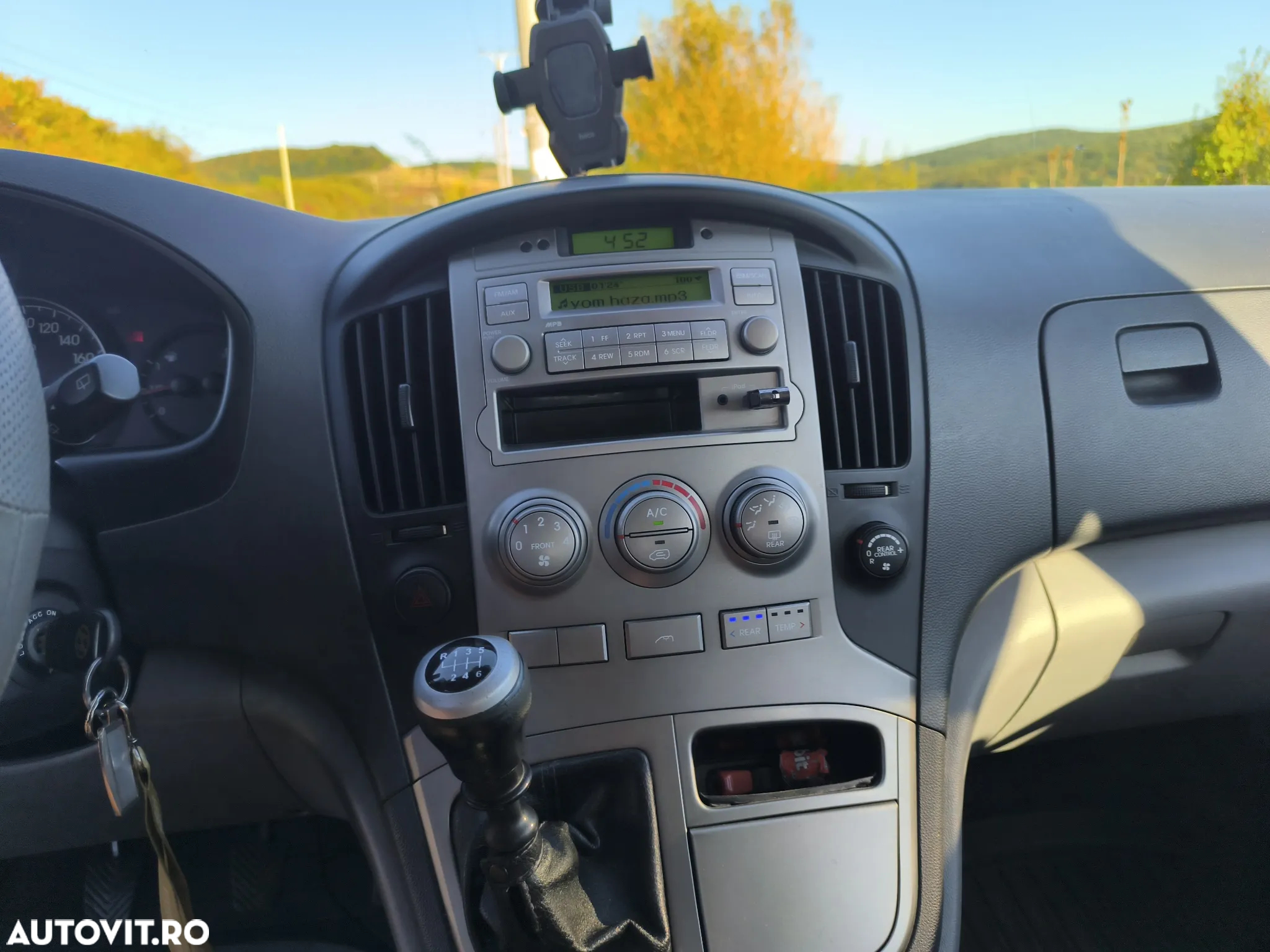 Hyundai H-1 H1 Highway - 13