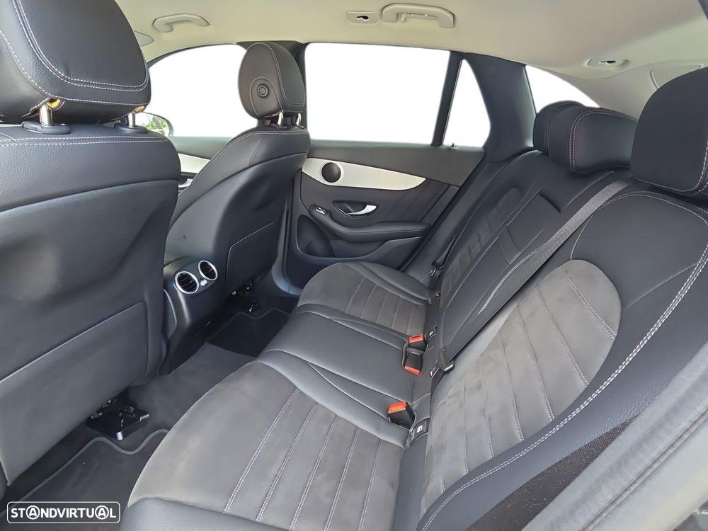 Mercedes-Benz GLC 300 de 4Matic - 23