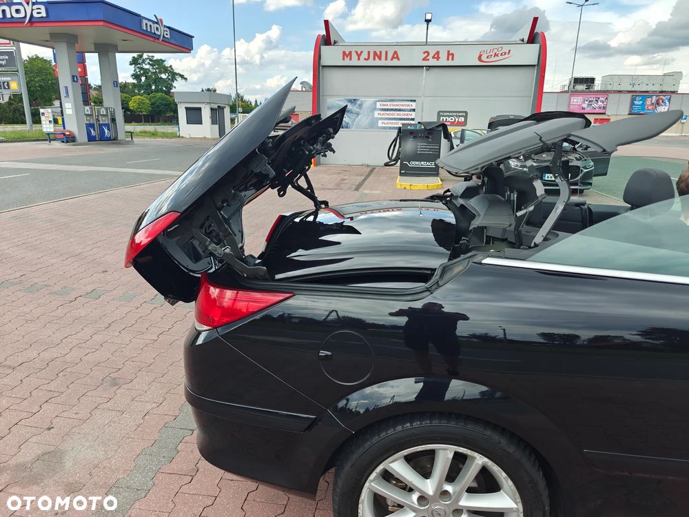 Opel Astra Twin Top 1.6 Cosmo - 32