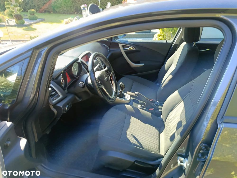 Opel Astra 1.4 T Cosmo - 6