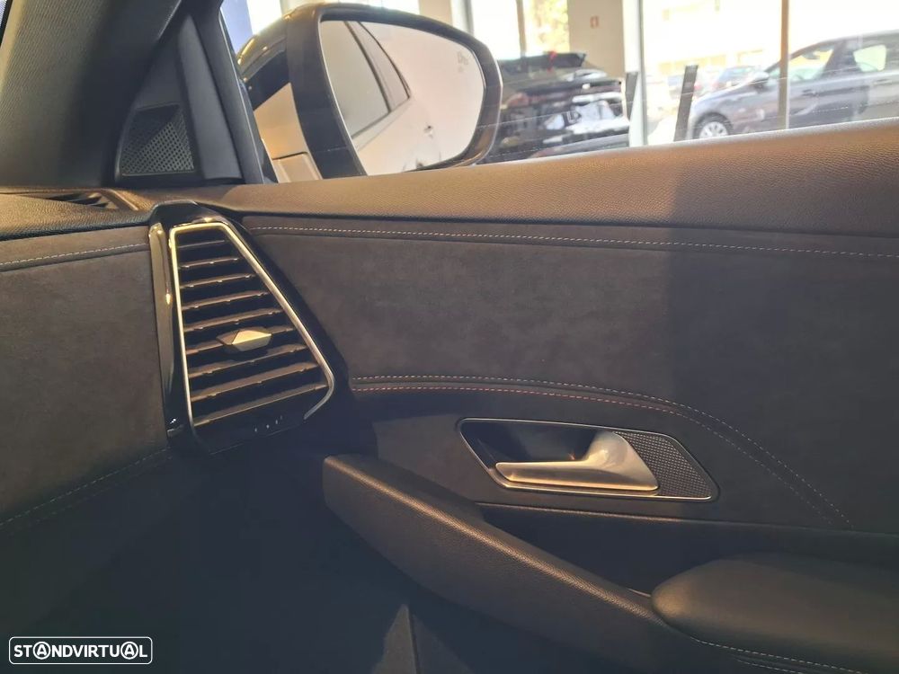 DS DS7 E-Tense Performance Line EAT8 - 32