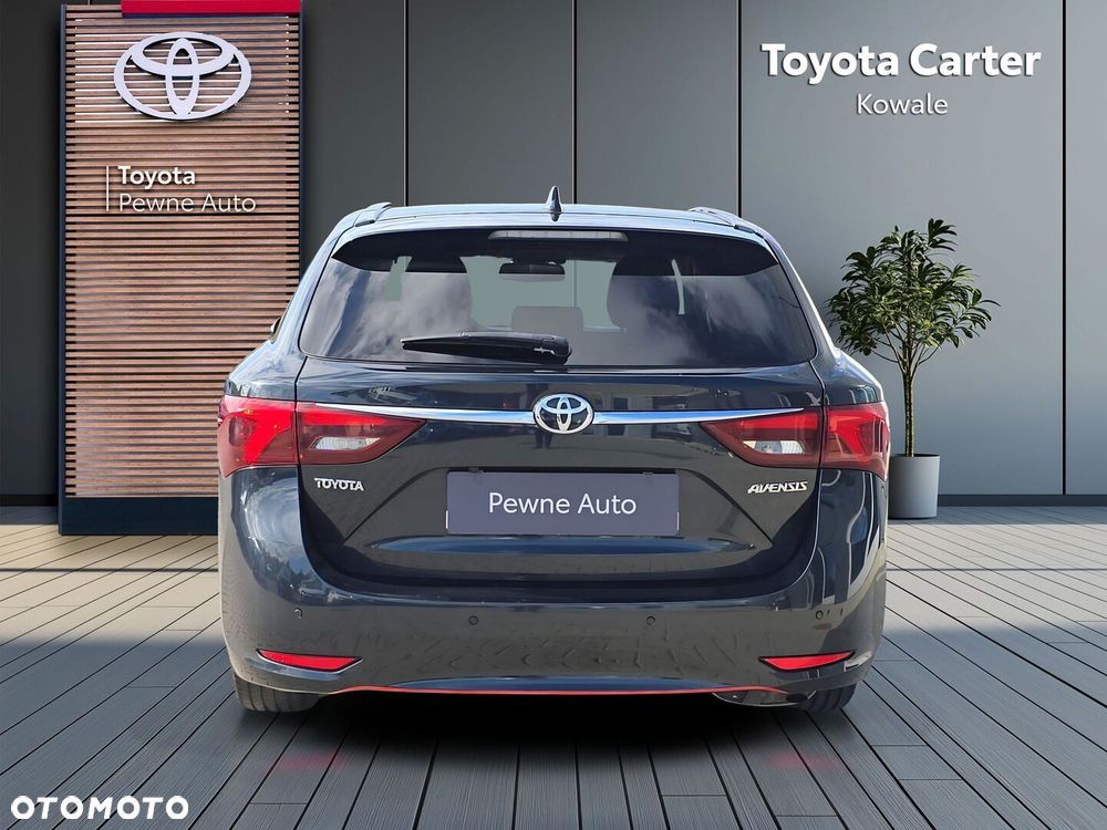 Toyota Avensis 2015 photo 4