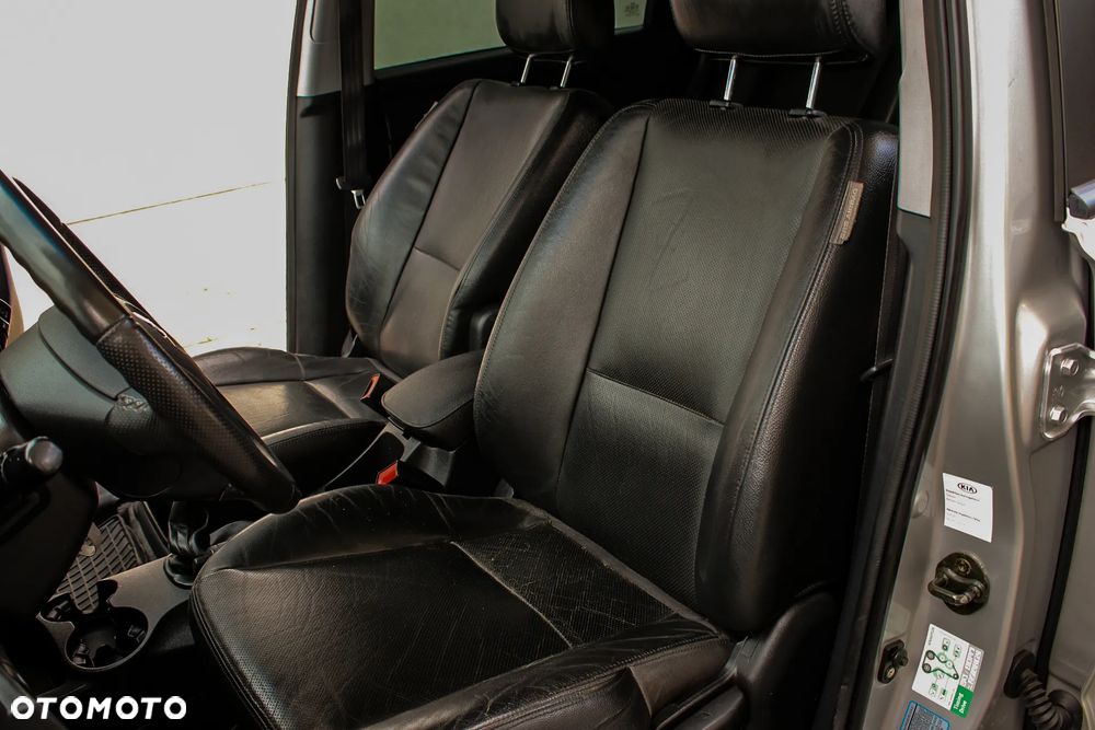 Kia Sportage 2.0 CRDI 4WD Champ - 34