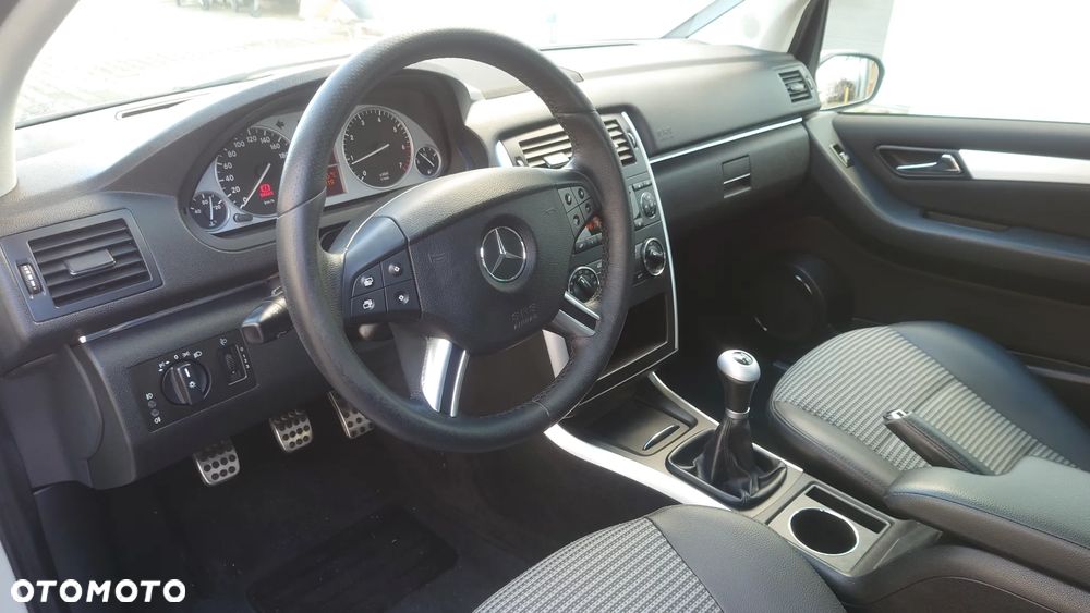 Mercedes-Benz Klasa B - 11