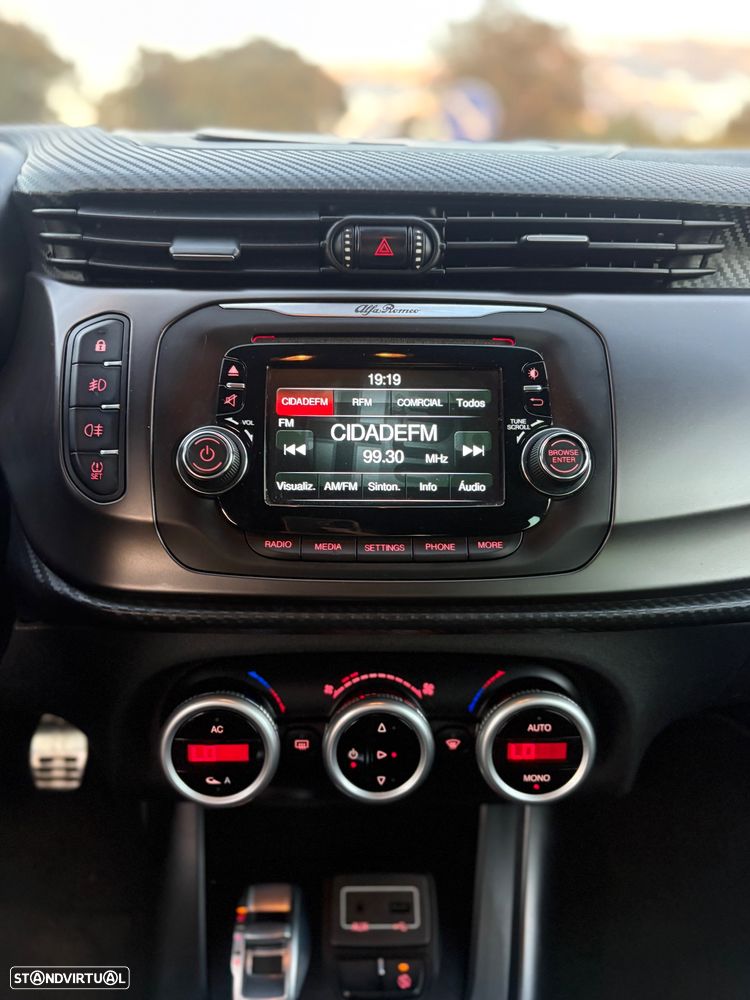 Alfa Romeo Giulietta 1.6 JTDm Sprint Speciale 57X - 11