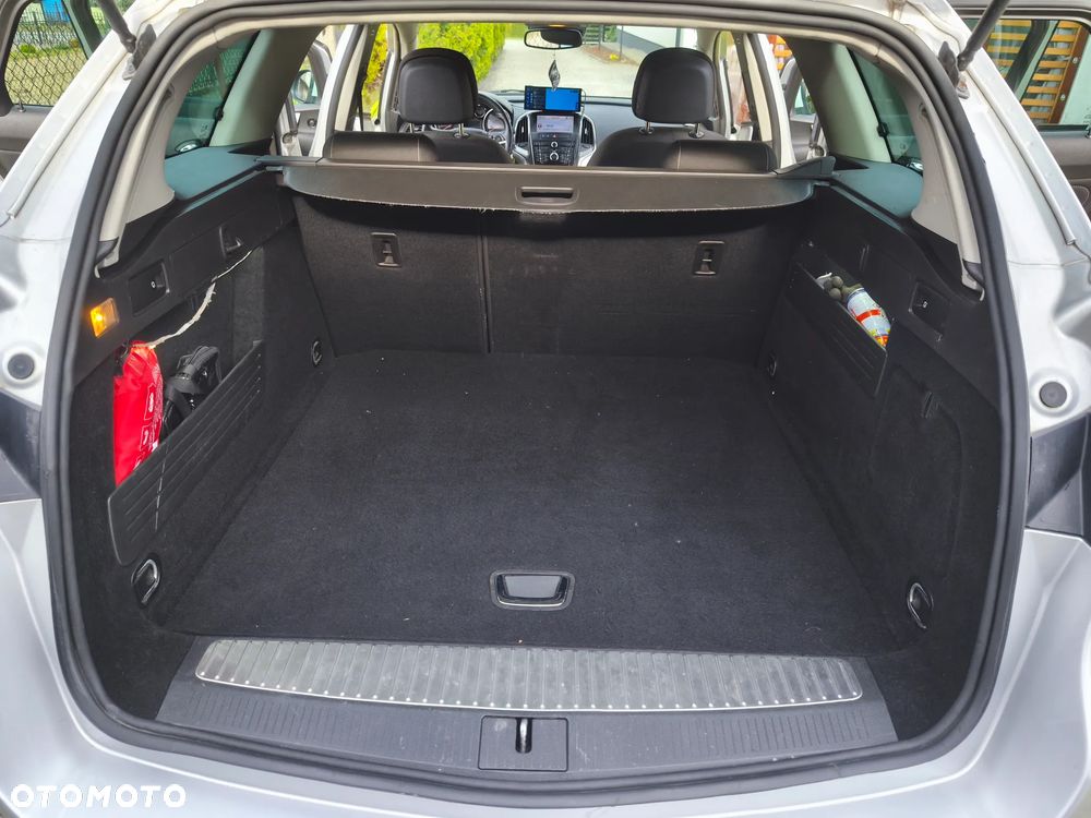 Opel Astra 1.4 Cosmo - 10