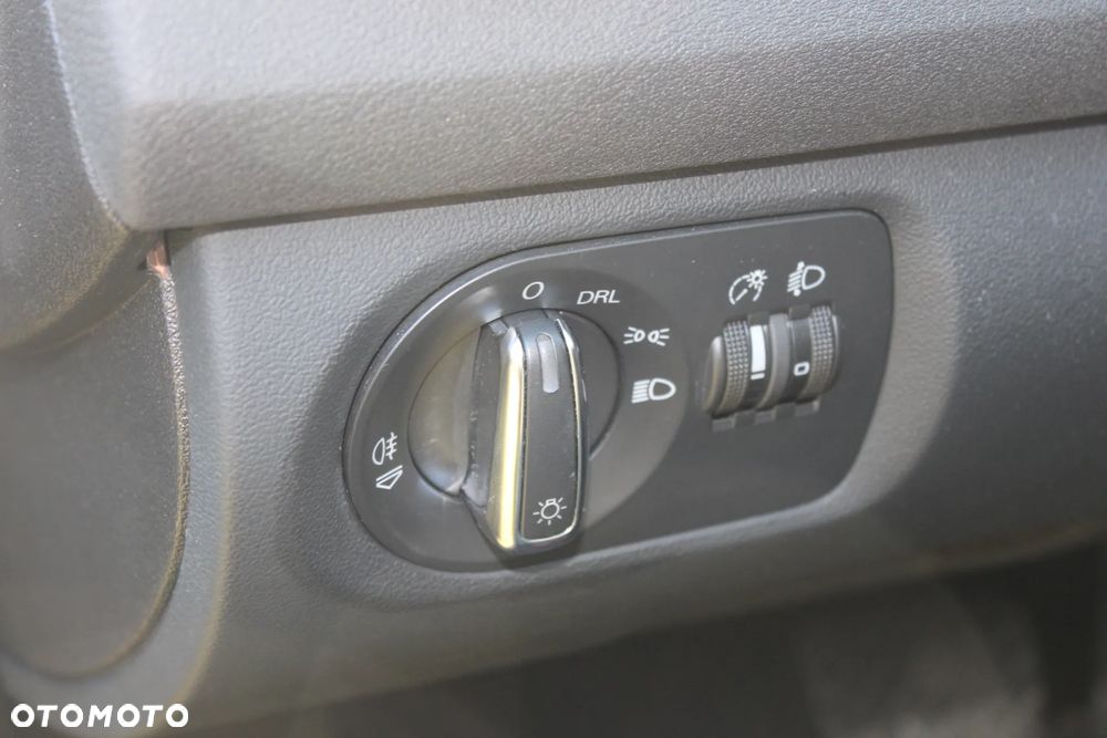 Audi A3 ver-1-4-tfsi-ambition - 9