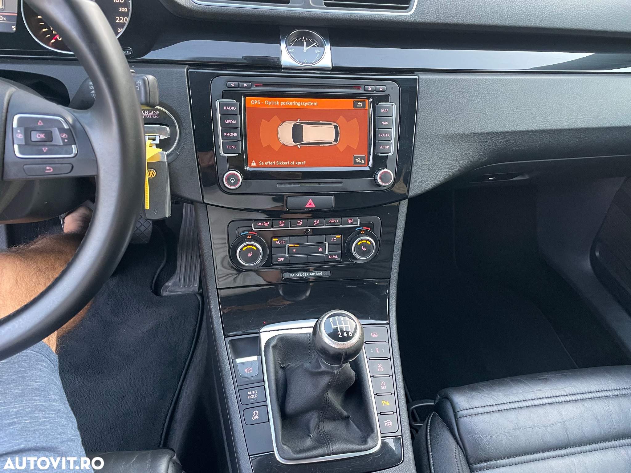 Volkswagen Passat - 8
