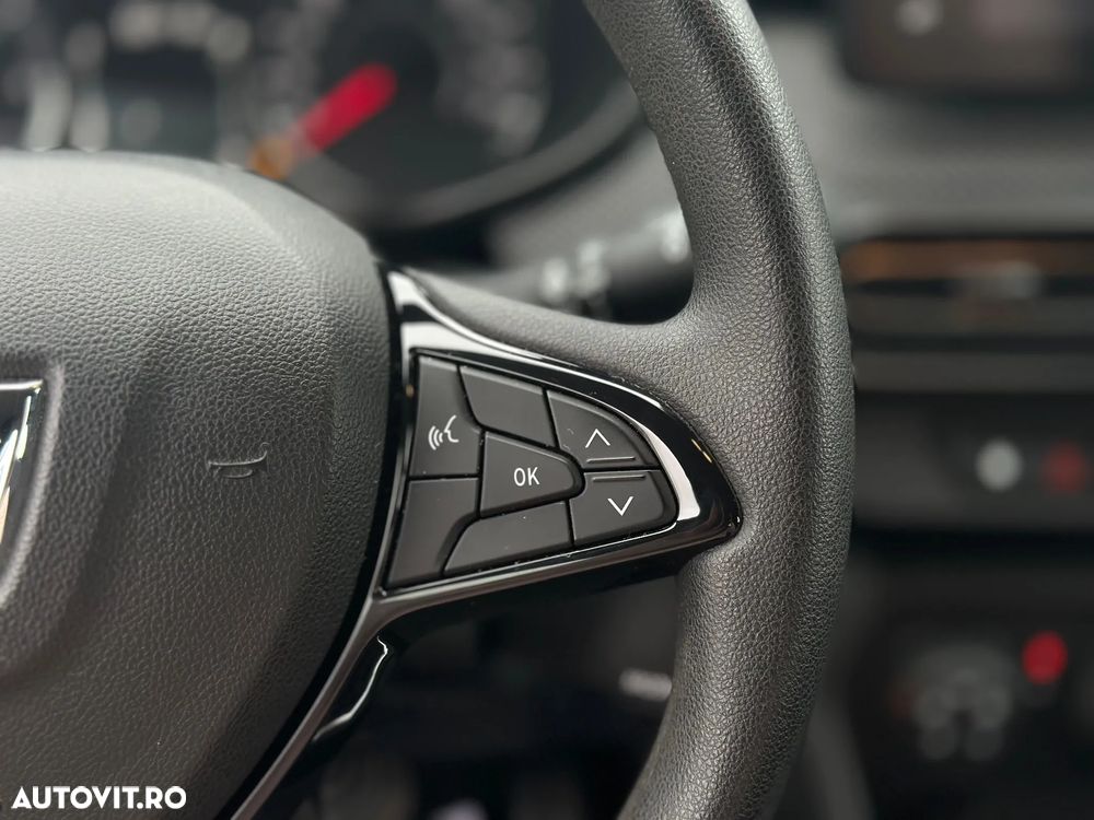 Dacia Logan TCe 90 MT6 Comfort - 10