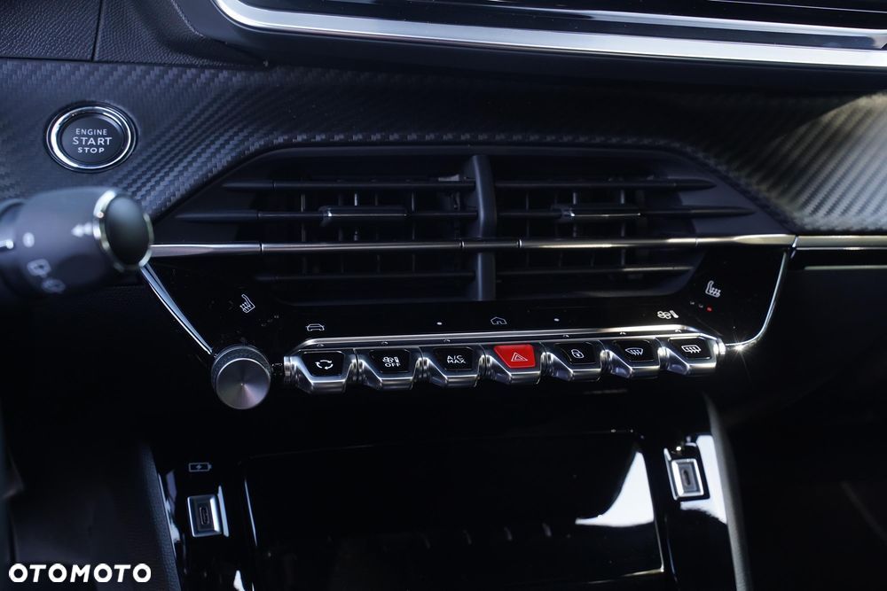 Peugeot 2008 PureTech mHEV GT Exclusive e-DCS6 - 21