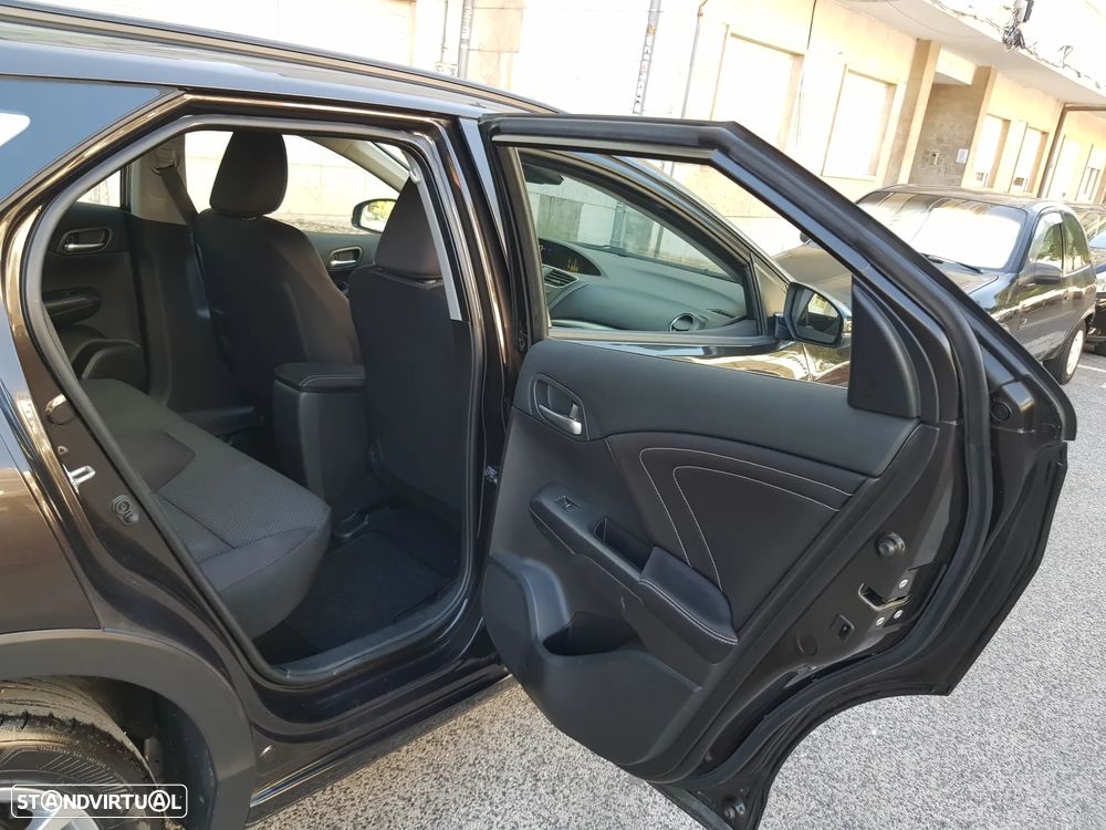 Honda Civic Tourer 1.6 i-DTEC Comfort - 38