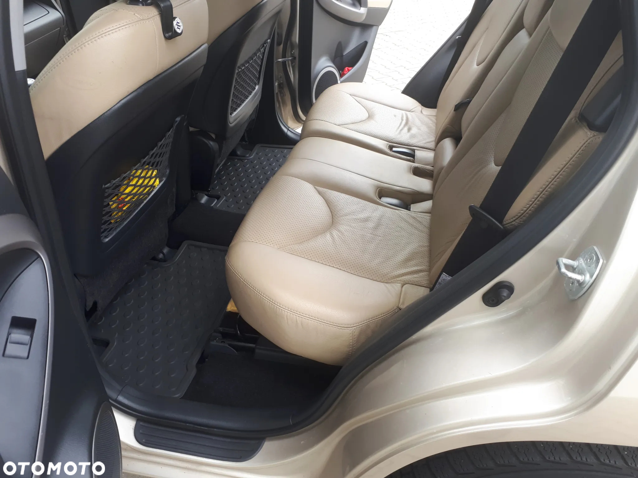 Toyota RAV4 2.2 D-4D Luna - 21