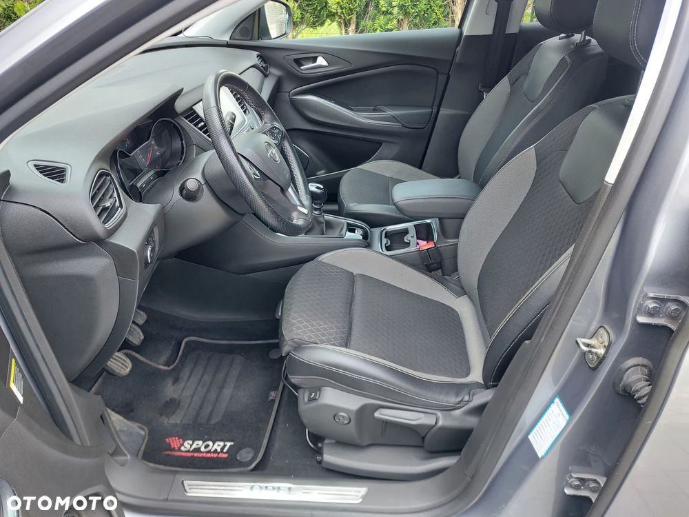 Opel Grandland X 1.2 T GPF Design Line S&S - 7