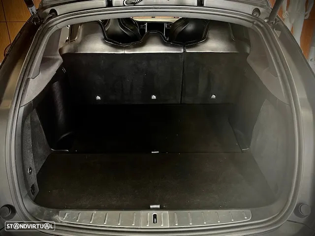 Tesla Model X 100D - 47