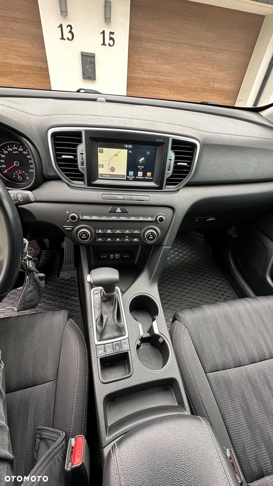 Kia Sportage 1.7 CRDI Business Line 2WD DCT - 8