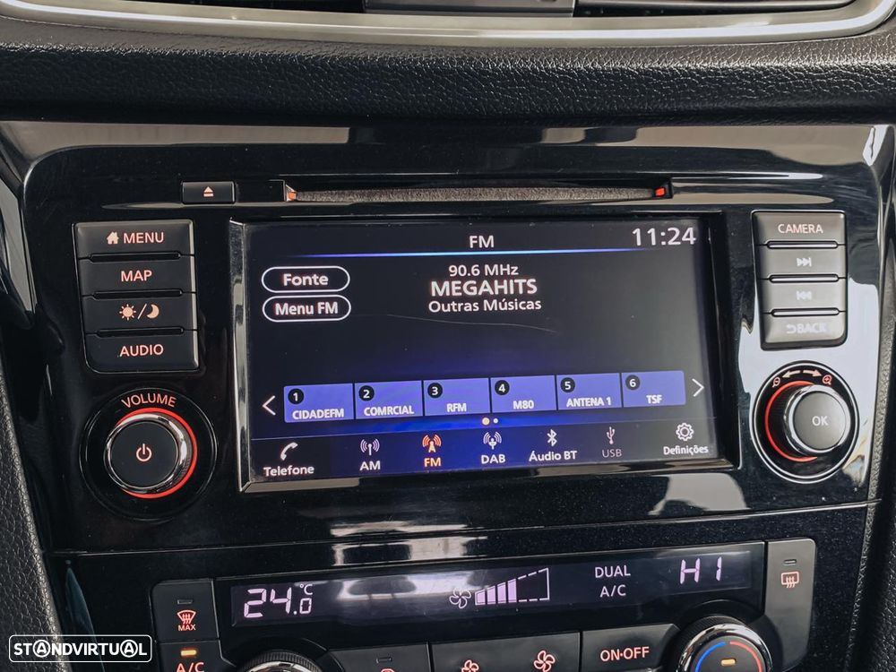 Nissan Qashqai 1.5 dCi N-Connecta J18 - 15