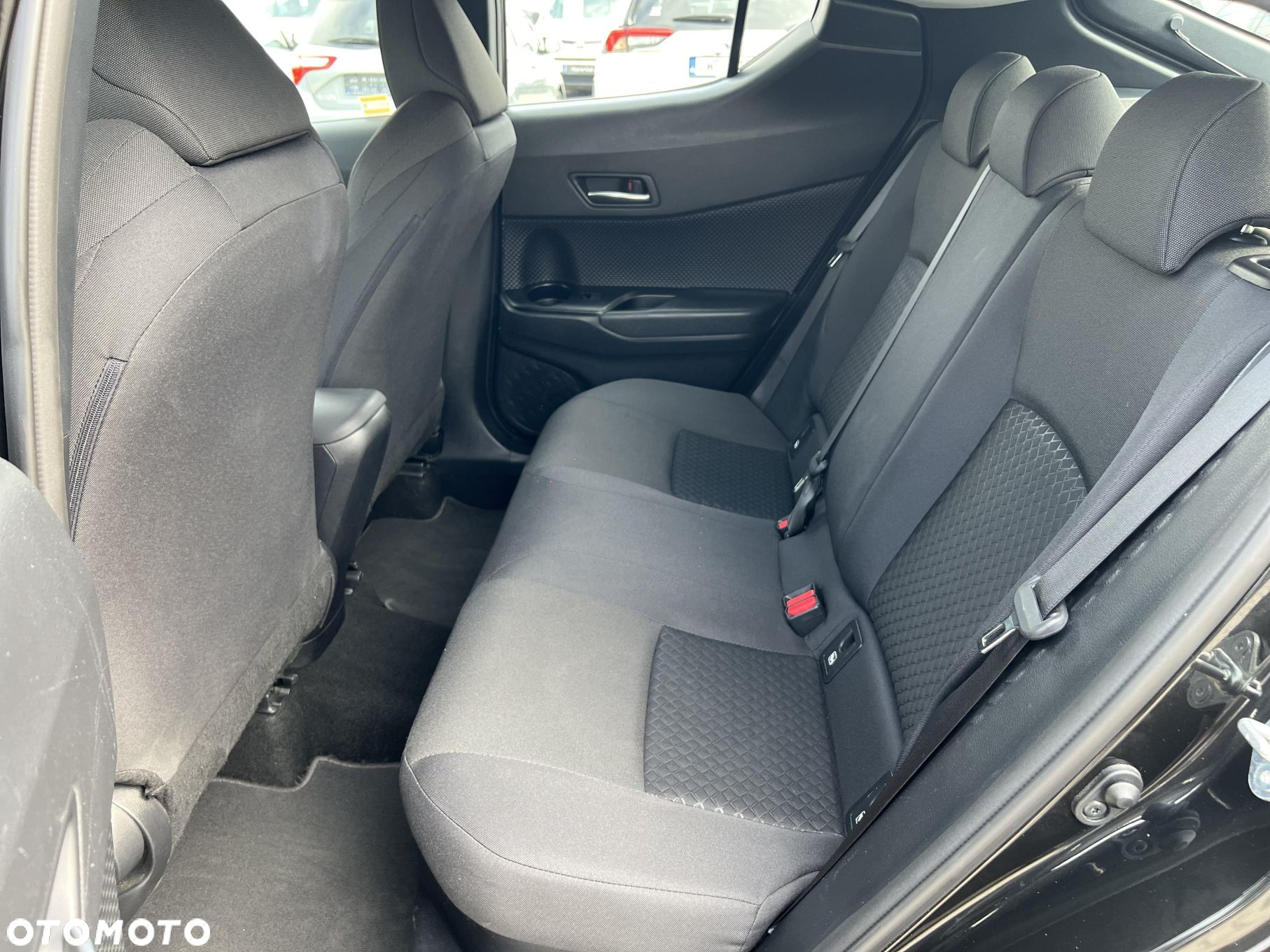 Toyota C-HR 1.8 Hybrid GPF Comfort - 14