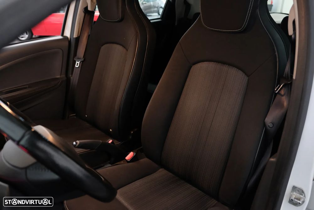 Renault Zoe (c/ Bateria) Limited 40 - 8