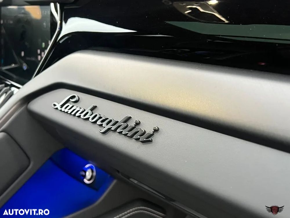 Lamborghini URUS - 16