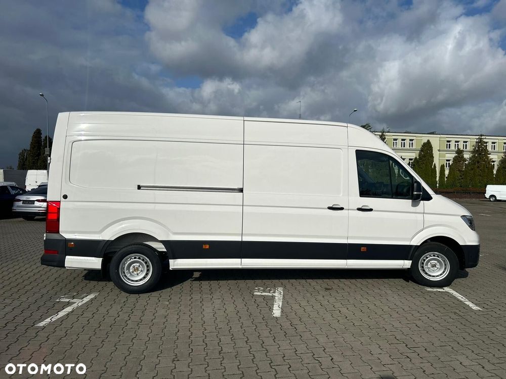 Volkswagen Crafter 35 2.0 TDI L4H3 4490 177KM AUTOMAT - 4