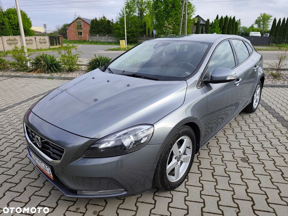 Volvo V40 D2 - 9