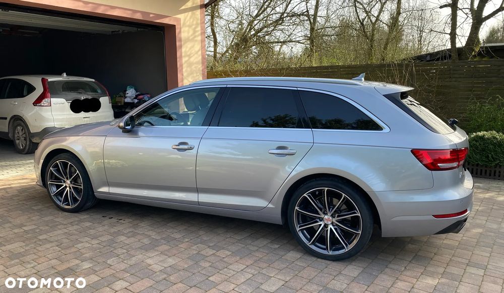 Audi A4 Avant 2.0 TFSI Quattro S tronic - 11