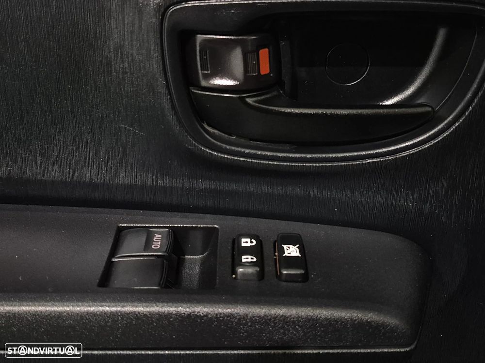 Toyota Yaris 1.4D-4D 108.000KM | GARANTIA | NACIONAL - 12