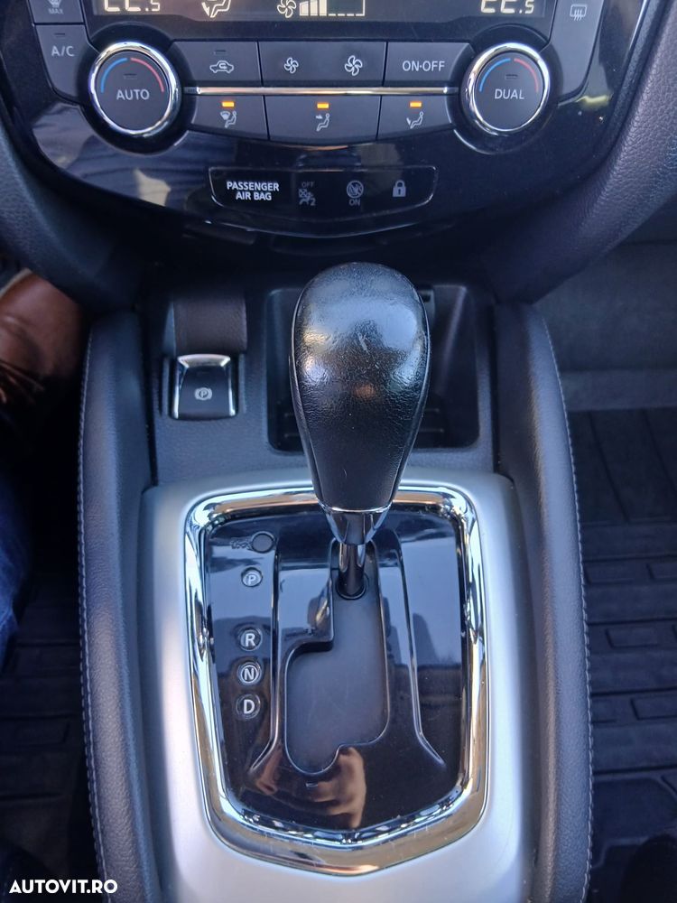 Nissan Qashqai 1.6 DCI Start/Stop X-TRONIC Acenta - 16