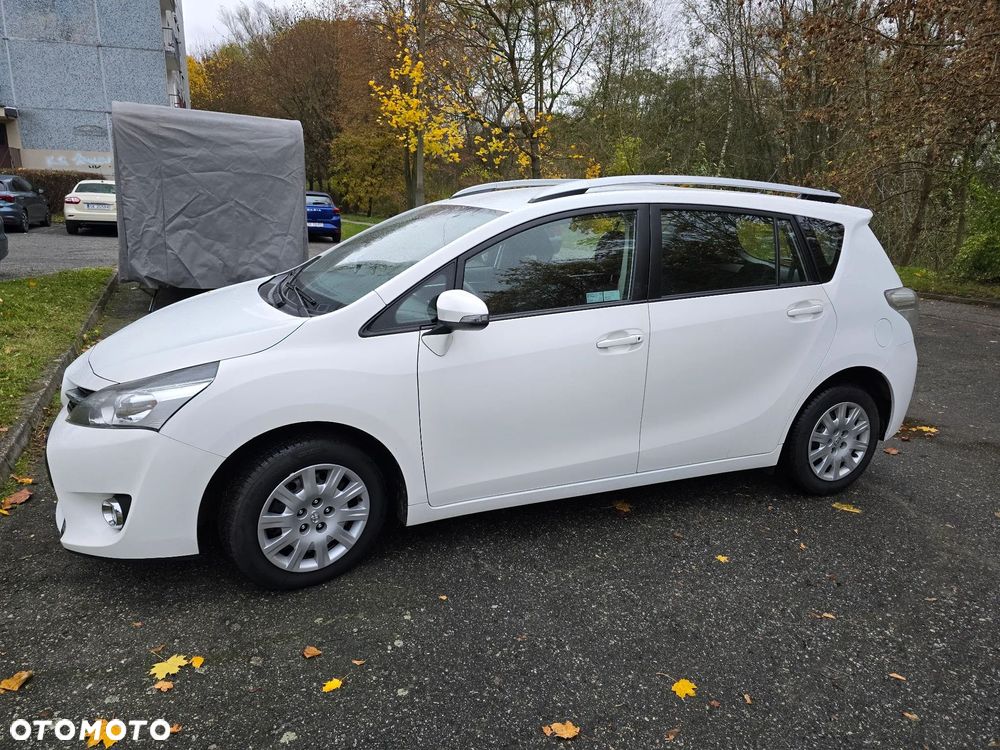 Toyota Verso 2.0 D-4D Active - 4
