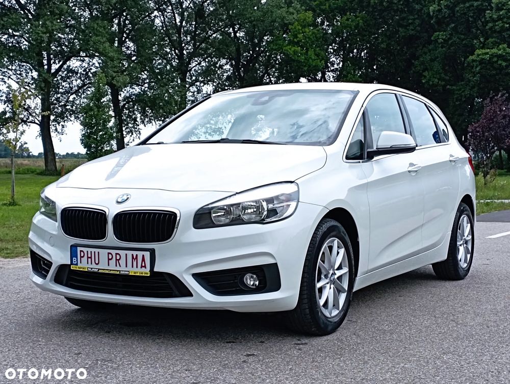 BMW Seria 2 218i - 5