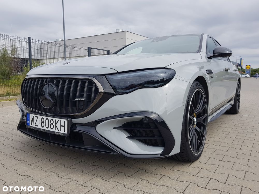 Mercedes-Benz Klasa E AMG 53 PHEV 4Matic+ 9G-Tronic TCT - 36