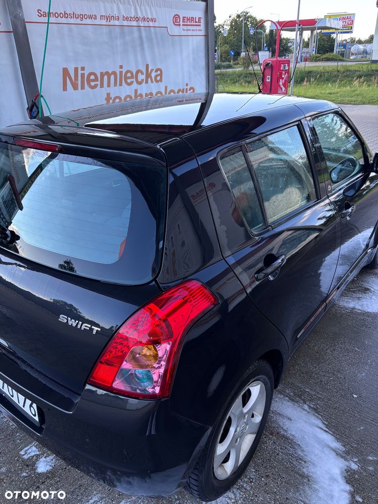 Suzuki Swift - 5