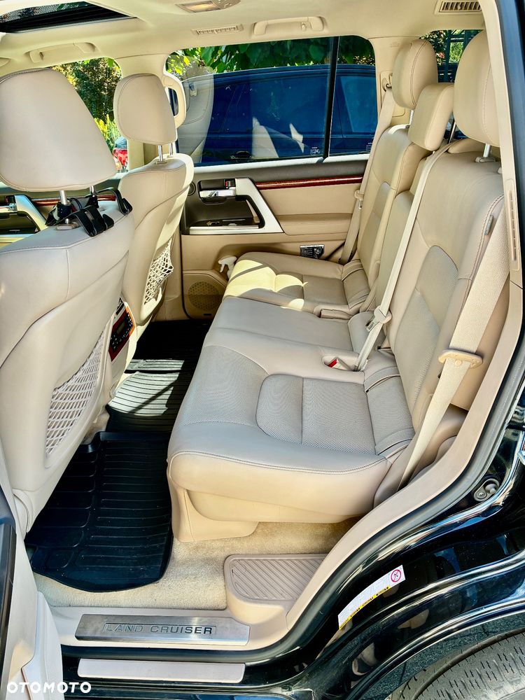 Toyota Land Cruiser LC 4.5 D-4D Prestige - 12