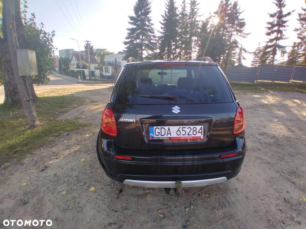 Suzuki SX4 2.0 DDiS 4x2 Comfort - 11