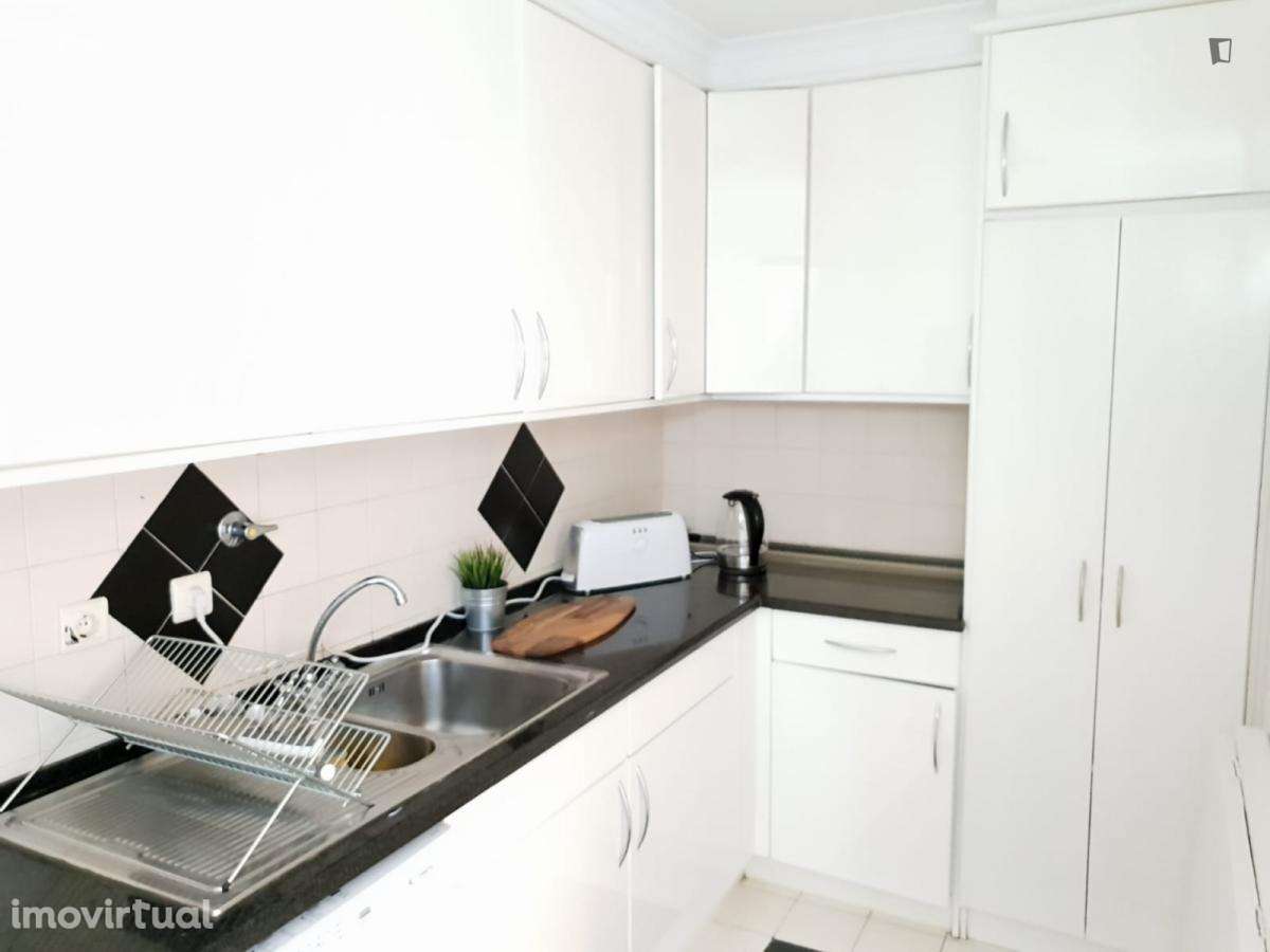 Quarto - localizado em São Bento Lisbon - Grande imagem: 4/10