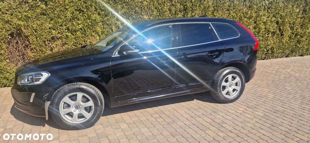 Volvo XC 60 D4 Momentum - 3
