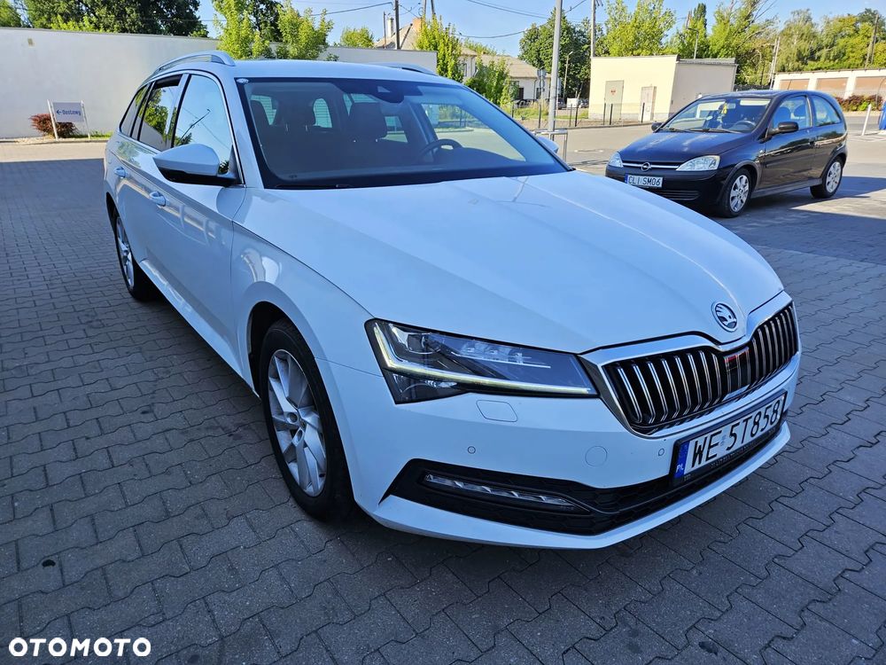 Skoda Superb 2.0 TDI SCR Style DSG - 1
