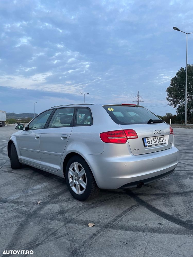 Audi A3 1.2 TFSI Sportback Attraction - 2