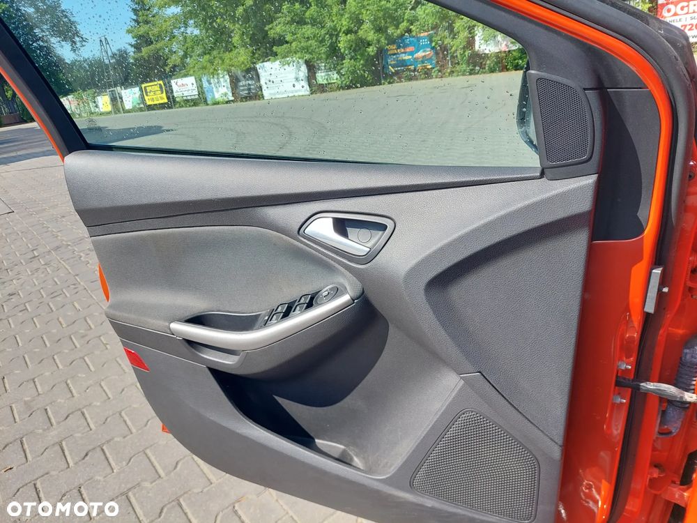 Ford Focus 1.6 EcoBoost Edition Start - 14