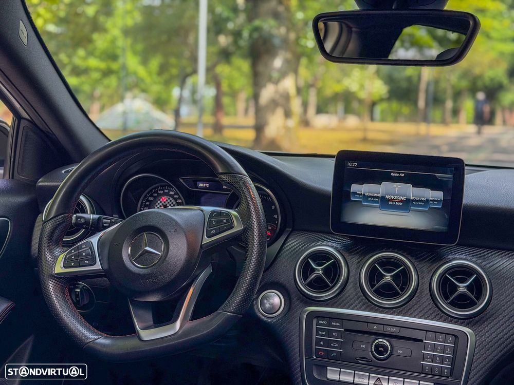 Mercedes-Benz A 180 d AMG Line - 11