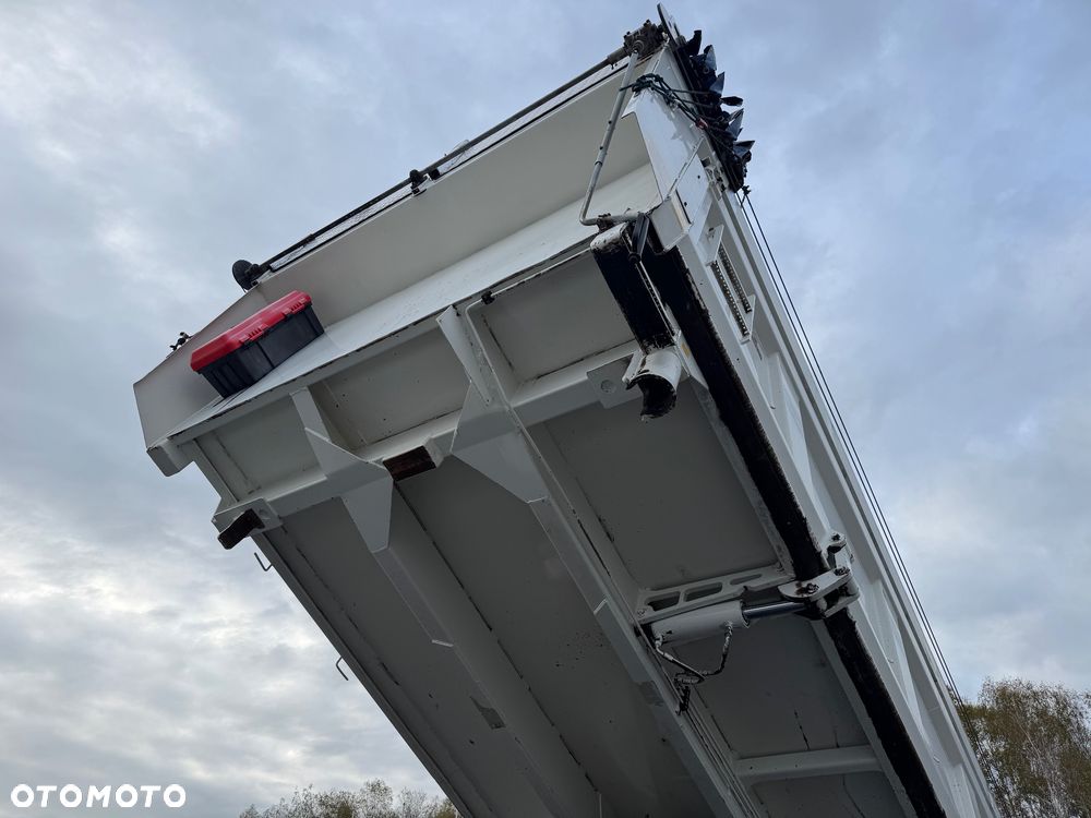 Scania P400 8x4 HYDROBURTA ŁADNA I ZADBANA - 10