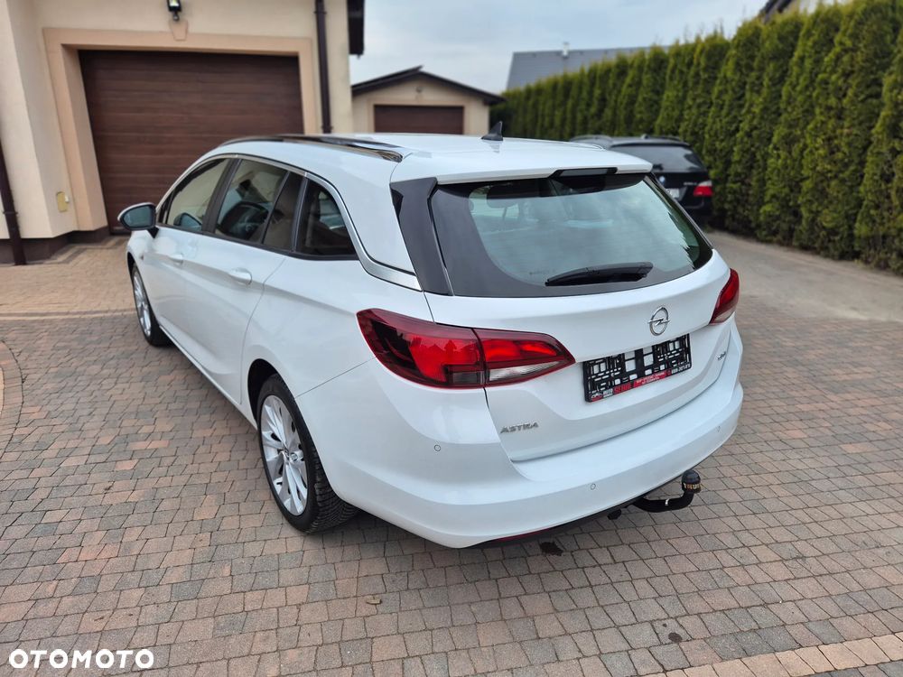 Opel Astra 1.6 D (CDTI) Start/Stop Innovation - 16