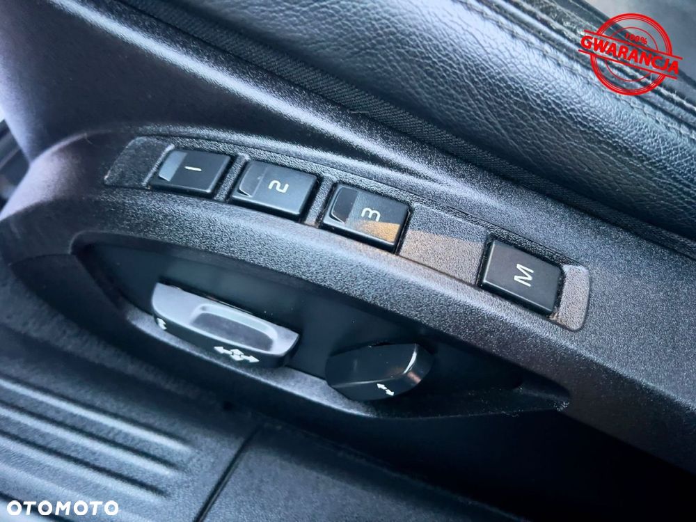 Volvo V40 D4 Summum - 31